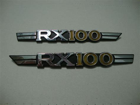 Yamaha Rx100 Rx 100 Side Cover Emblem Badge Nos Genuine Japan Rl Pair