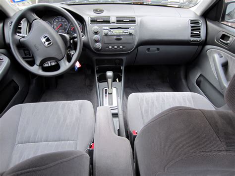 Browse interior and exterior photos for 2005 honda accord. 2005 Honda Civic - Interior Pictures - CarGurus
