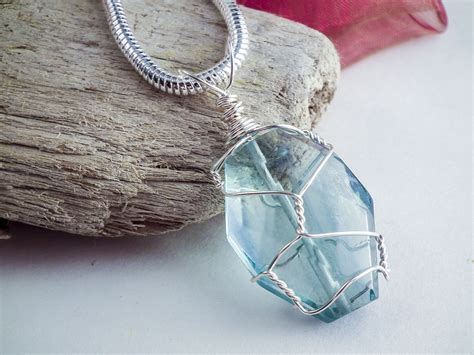 Make A Wire Wrapped Stone Pendant In 5 Simple Steps Jewelry