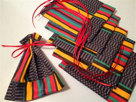 Kwanzaa Christmas T Bags 6 Ribbon Tied Mini Bags African