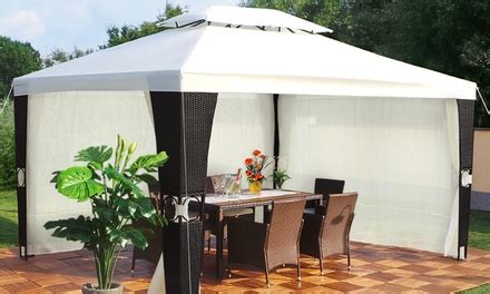 Mit dem geeigneten dach dazu, brauchen sie auch bei regenwetter die gemütliche runde nicht aufzulösen. Luxus Rattan-Pavillon 3 x 4 Meter | Groupon Goods