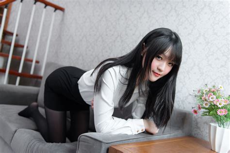 Asian Women Office Girl Bent Over Long Hair Aegyo Sal Red