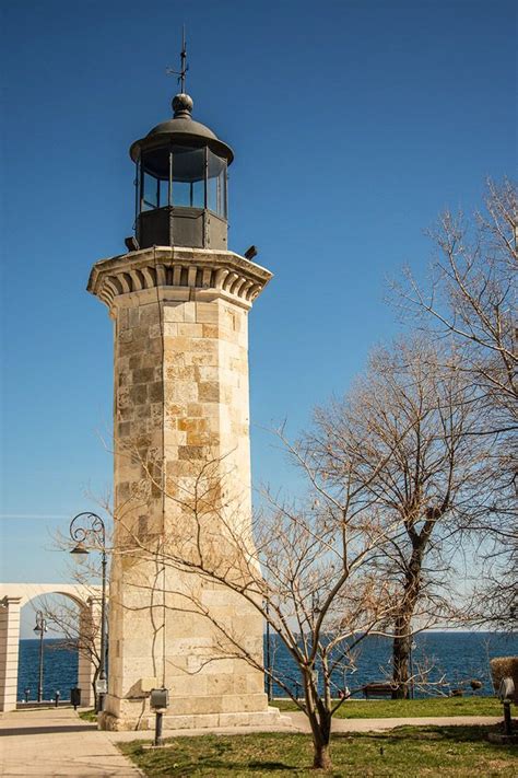 No other software is required. Lighthouse - Free Jigsaw Puzzles Online
