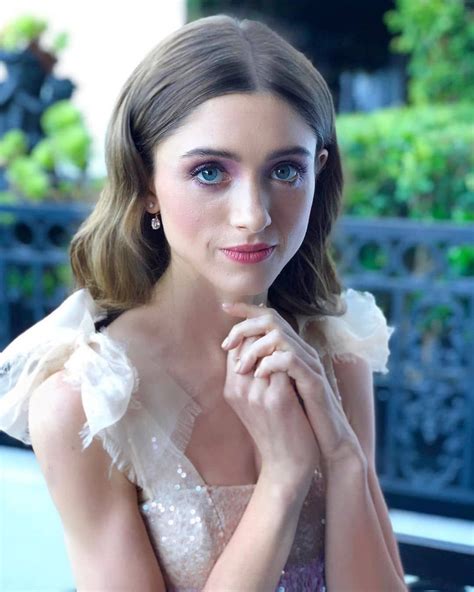 Natalia Dyer Xpensive Beauty Hot American Actress Nataliadyer Blonde Actresses Black