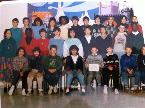 Photo de classe 5 eme A college le village Evry de 1987, Collège Le