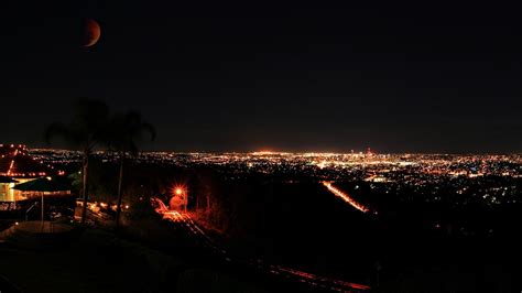 Black Parasol Los Angeles City Moon Night View Hd Wallpaper