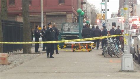 Photo Gallery 2 Nypd Officers Shot Dead In Ambush In Brooklyn Pix11