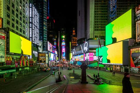 Rafaël Rozendaal Times Square Midnight Moment Times Square