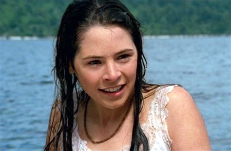 Elaine Cassidy Soaking Stars