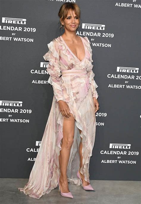 Halle Berry 52 Takes The Plunge In Eye Popping Gown Daily Star