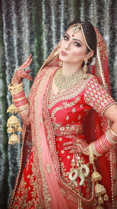 Wedding photography is different from other genres of photography, because you only have one chance to get the images right. Pin by Helina on Indian wedding dress | Indian wedding photography poses, Bride photoshoot ...