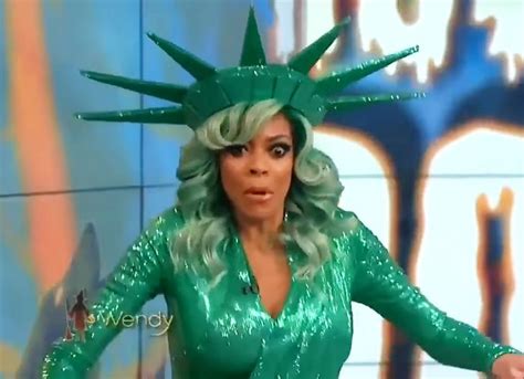 Wendy Williams Fainted On Live Tv Due To Dehydration