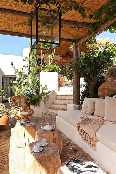 30 Outdoor Courtyard Design Ideas