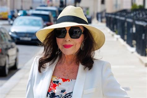 Joan Collins Stuns On 90th Birthday As She Poses For Snaps In Return To