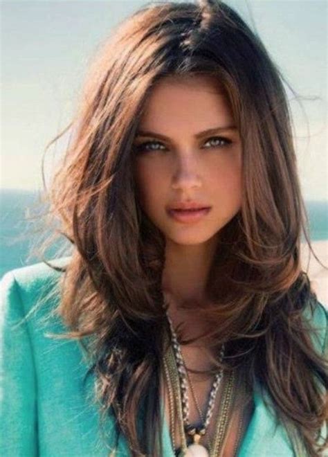 Longer face shapes with hair that is medium in texture and density will suit this hairstyle best. 20 Long Hairstyles With Layers For Women's - The Xerxes
