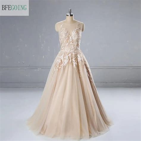 Champagne Tulle Lace Appliques Beading Scoop Neck Floor Length A Line