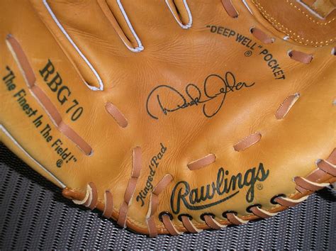 Rawlings Holdster Rbg 70 Signature Series Baseball Glove Derek Jeter