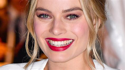 Margot Robbie Once Found A Severed Human Foot Washed Up On A Beach 9celebrity