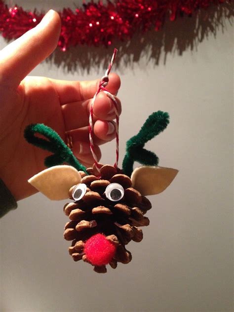 Easy Christmas Crafts For The Classroom Cute Reindeer Pine Cone