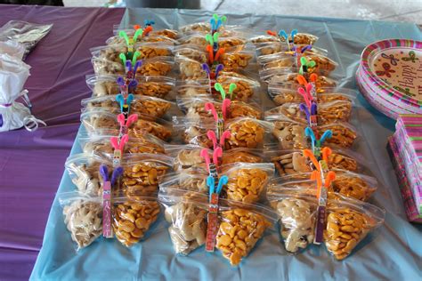 Goodie bags can be simple or elaborate. butterfly birthday party goodie bags | butterflies ...