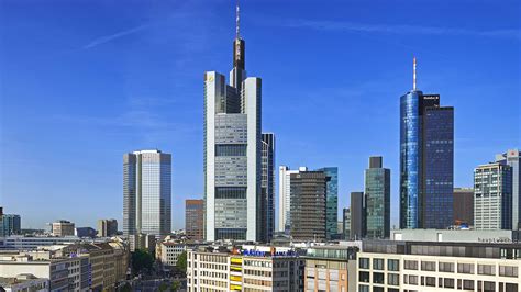 Norman Foster Commerzbank Frankfurt Frankfurt Am Main Germany July 2