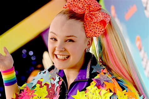 The Doughnut Dance Moms Star Jojo Siwa Comes Out As Gay To Her Fans