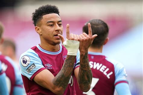 Jesse lingard returned to action for man united following his loan spell at west ham in sunday's friendly against derby. Jesse Lingard to Arsenal, West Ham... or back to Man ...