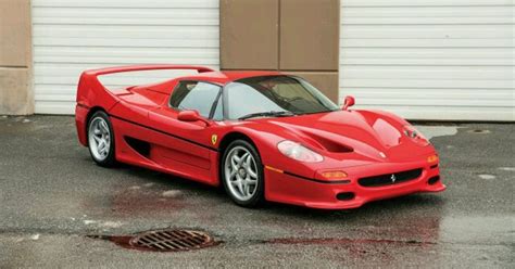 What are the 8 best italian sports cars of all time? Who else think that the Ferrari F50 is one of the best sounding cars of all time?