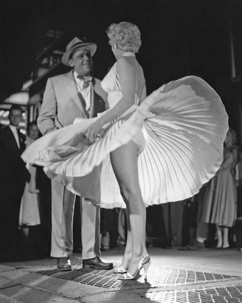 Behind The Scenes Of Marilyn Monroe S Iconic Flying Skirt PHOTOS