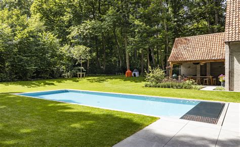 Exclusief Betonnen Skimmer Zwembad Bekleed Met Folie In Bosrijke Omgeving De Mooiste Zwembaden