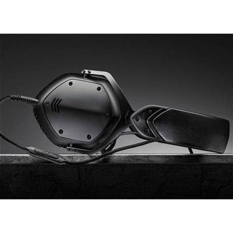 Over the ear arguably opens up more options for good quality headphones. V-Moda Crossfade LP2 Over-Ear Headphones (Matte Black ...