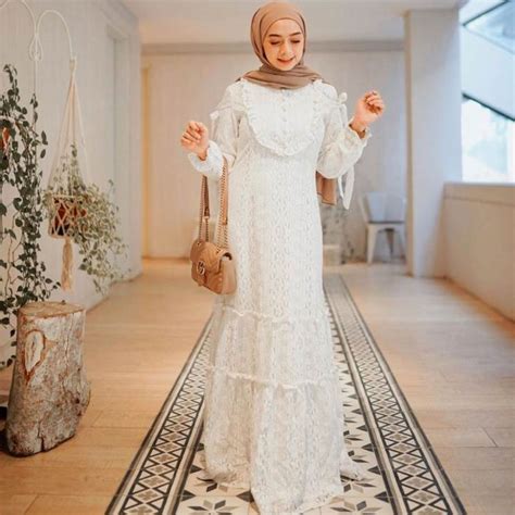 Check spelling or type a new query. 10 Inspirasi Fashion Kondangan Hijab Modern ala Selebgram