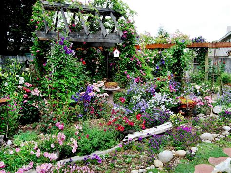 30 Cottage Garden Ideas With Different Design Elements