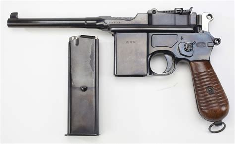 Пин на доске Mauser C96