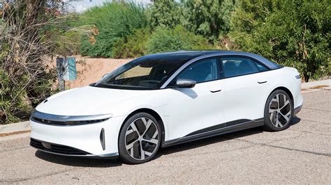 2022 Lucid Air First Drive Review 520 Miles Of Range Aimed At Tesla