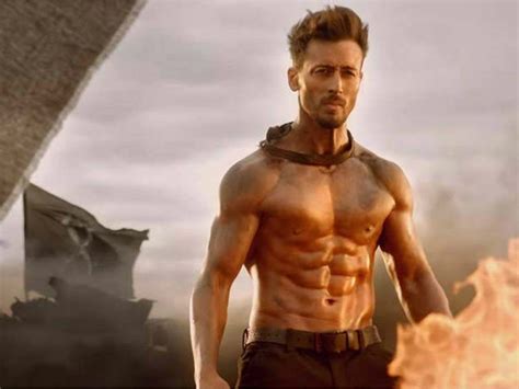 Baaghi Tiger Shroff Baaghi Box Office Collection Day Early