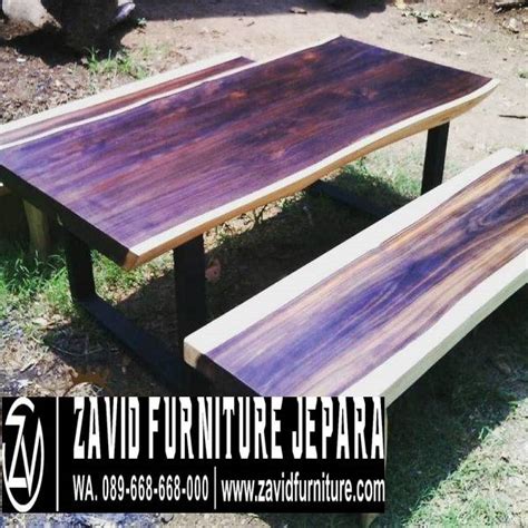 Salah satu lantai kayu yang bisa anda pilih sebagai penutup lantai adalah. Jual Meja Kayu Sonokeling Minimalis Solid Harga Terjangkau