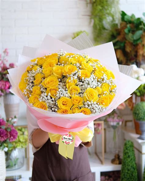 Yellow Roses With Baby Breath Alaira Florist