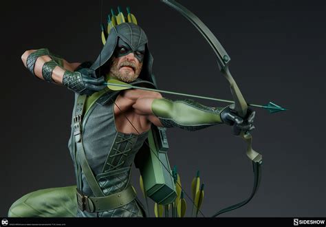 Green Arrow Premium Format Figure Sideshow Collectibles