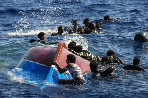 Naufragio En El Mediterráneo Al Menos 41 Migrantes Murieron Incluidos