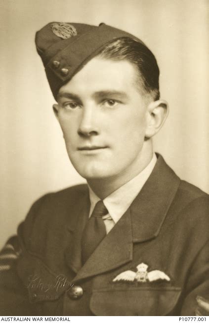 Studio Portrait Of 413496 Flight Sergeant Flt Sgt Roydon Derwent
