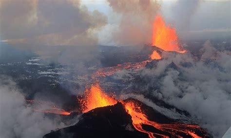 In der nacht zum samstag ist in der nähe der isländischen hauptstadt reykjavík ein vulkan erwacht. Ausbruch des Bárdarbunga lieferte erste Live-Einblicke in ...