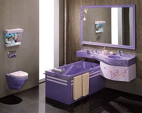 Purple bathrooms might not be as common as their blue counterparts. Purple Bathroom Sets to Get Beautiful Purple Bathroom ...