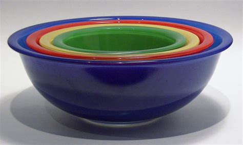Vintage Pyrex Mixing Bowls Primary Colors On Clear Etsy