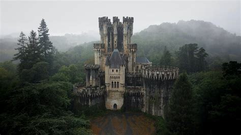Top 7 Haunted Castles In Europe That Will Give You Sleepless Nights
