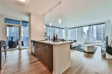 North Water Apartments For Rent - Chicago | Domu City Apartment Decor