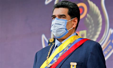 A las 10 de la noche dan el toque de queda y está prohibido salir a la calle mientras se mantenga la situación de excepcionalidad. Maduro flexibiliza cuarentena y levanta toque de queda en ...