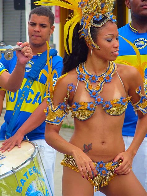 samba dancers hot