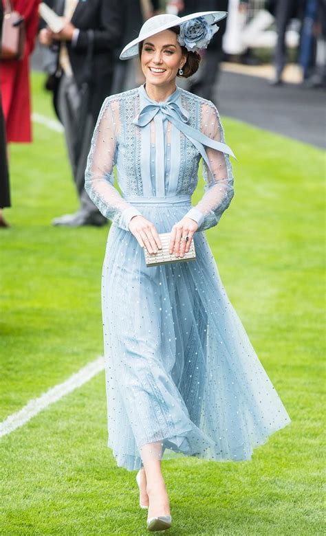 The Best Outfits From The 2019 Royal Ascot Who What Wear Uk