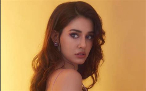 disha patani sets the internet on fire as hot video goes viral on internet actress sizzles in